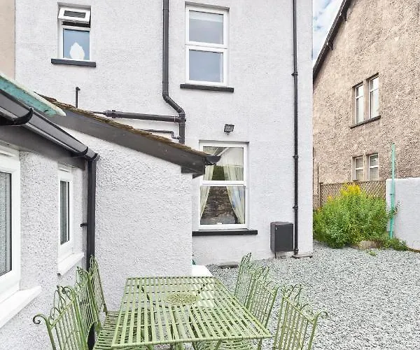 Vine Tree * Coniston